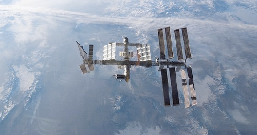 Русская исследовательская группа изучает осложнения на зрение у космонавтов