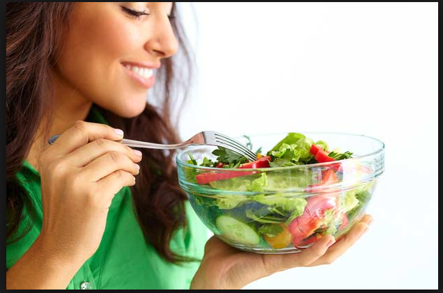 Исследователи считают, что вегетарианская диета снижает риск развития колоректального рака